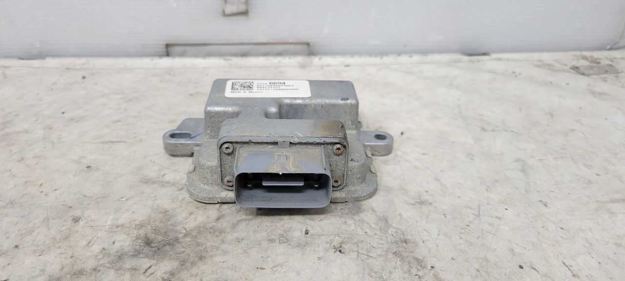 2024 SILVRDO15 TRAILER TOWING BRAKE MODULE 23306694 31747 - image 2