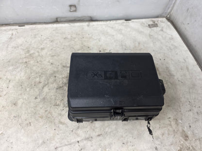 2024 SILVRDO15 ENGINE BAY FUSE BOX 87832673 31762 - image 6