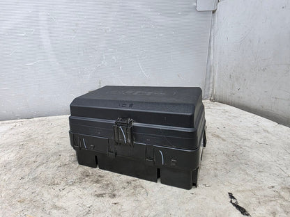 2024 SILVRDO15 ENGINE BAY FUSE BOX 87832673 31762 - image 8