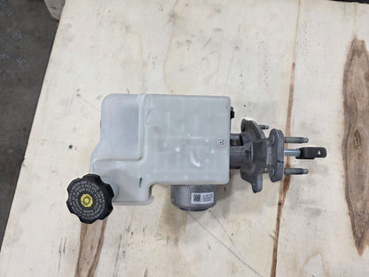 2024 SILVRDO15 ABS BRAKE PUMP & MODULE 46K MILE 31769 - image 2