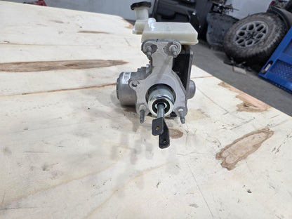 2024 SILVRDO15 ABS BRAKE PUMP & MODULE 46K MILE 31769 - image 8