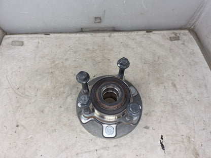 2024 SILVRDO15 OEM FRONT 4WD WHEEL HUB BEARING 46K 31771 - image 2