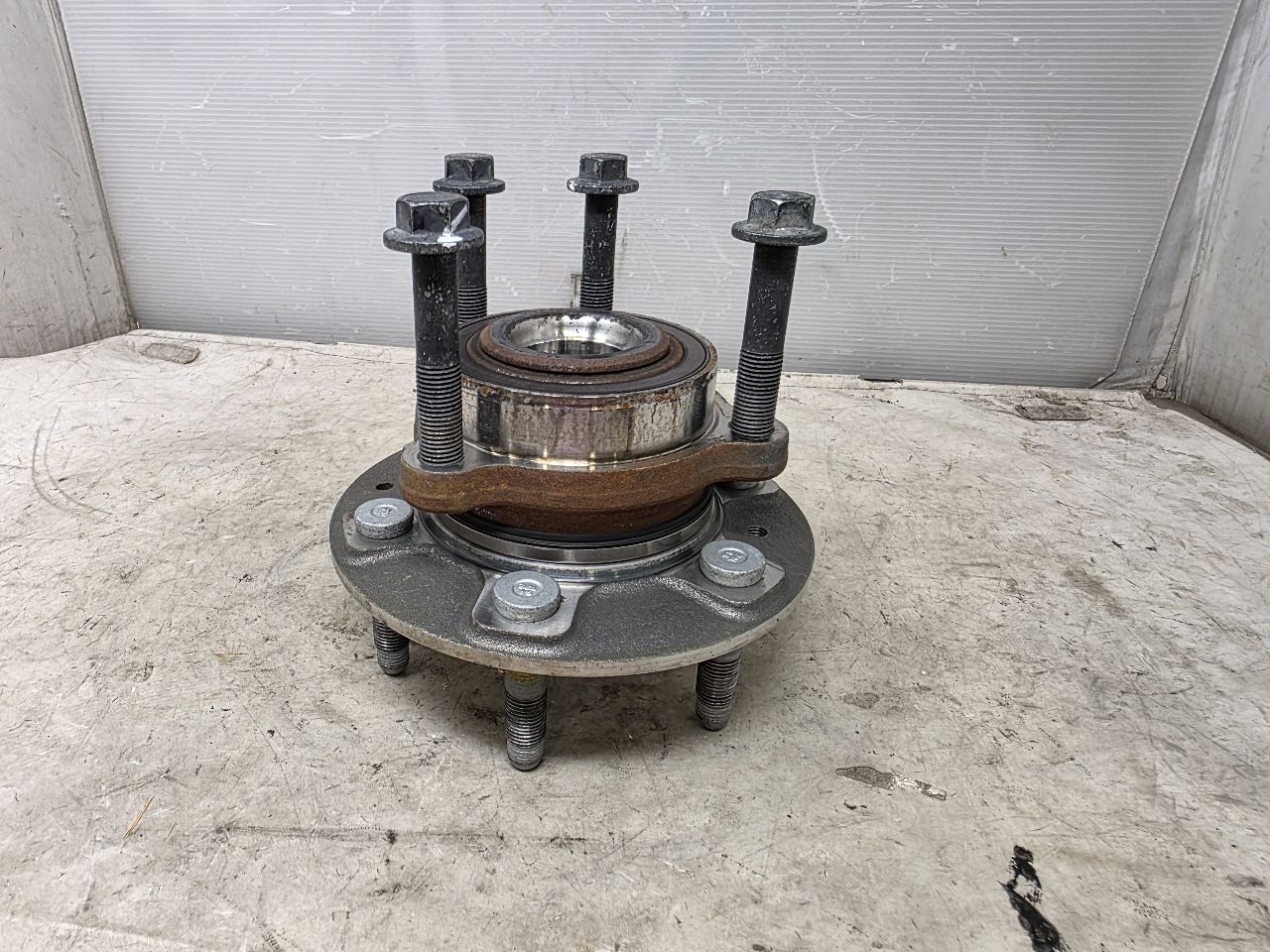 2024 SILVRDO15 OEM FRONT 4WD WHEEL HUB BEARING 46K 31771 - image 3