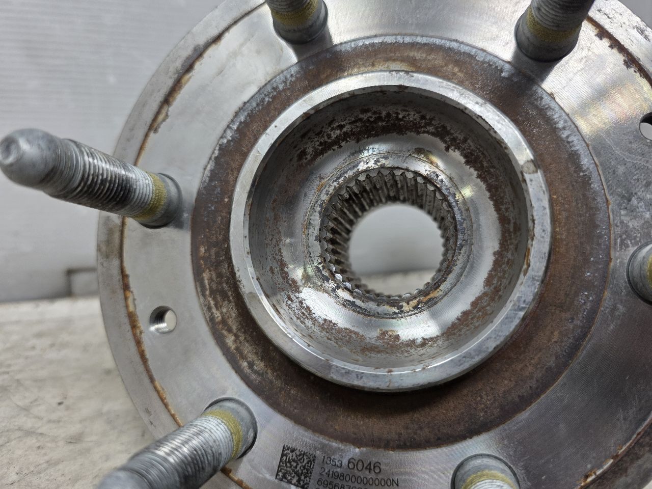 2024 SILVRDO15 OEM FRONT 4WD WHEEL HUB BEARING 46K 31771 - image 8