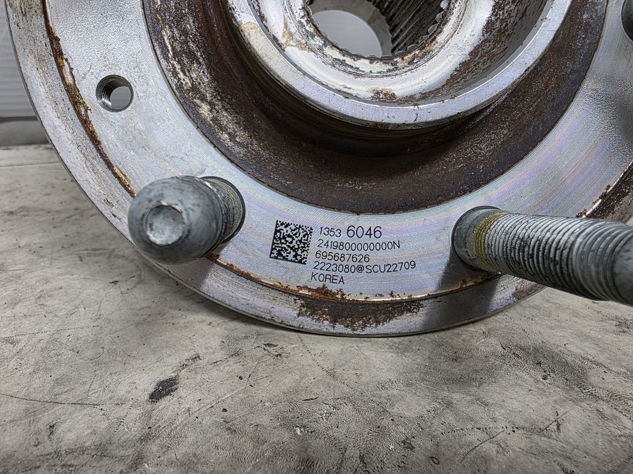 2024 SILVRDO15 OEM FRONT 4WD WHEEL HUB BEARING 46K 31771 - image 10