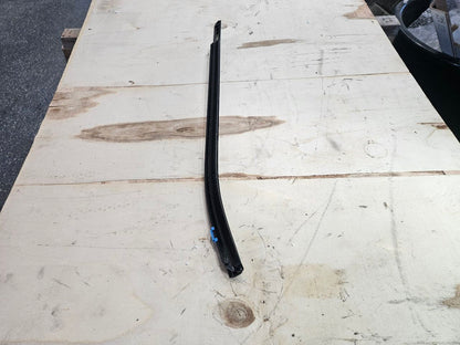 2024 SILVRDO15 RH REAR LOWER REVEAL MOLDING BLACK 31787 - image 5