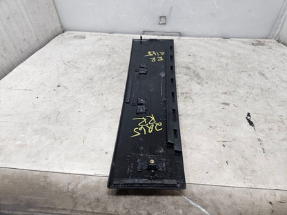 2024 SILVRDO15 RH REAR DOOR APPLIQUE TRIM 84945509 31788 - image 5
