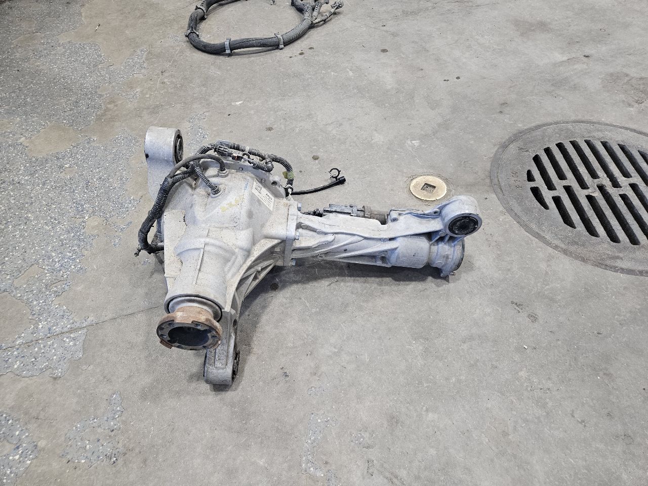 2024 SILVRDO15 ZR2 AT4X FRONT AXLE ELEC LOCK 46K 31793 - image 5