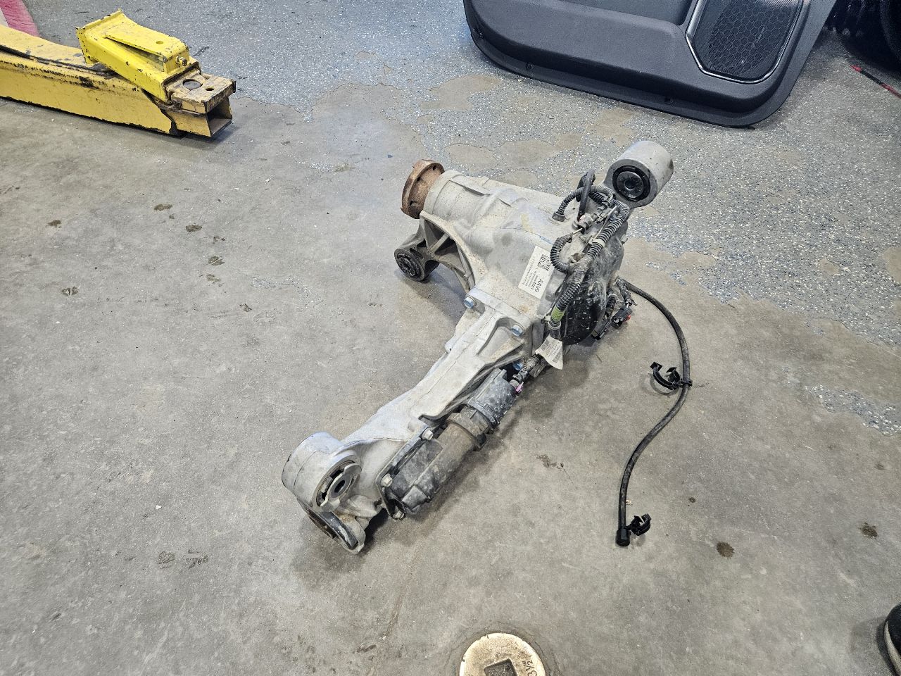 2024 SILVRDO15 ZR2 AT4X FRONT AXLE ELEC LOCK 46K 31793 - image 11