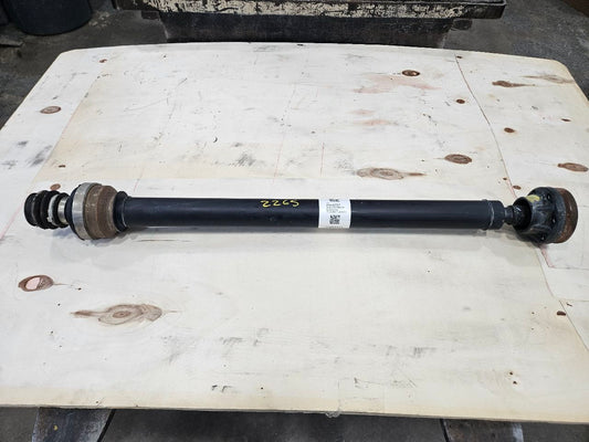 2024 SILVRDO15 4WD FRONT DRIVE SHAFT 86826757 46K 31796 - image 1