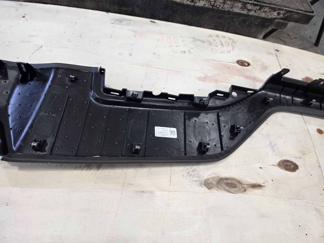 2024 SILVRDO15 UPPER DASH TRIM ZR2 YELLOW STITCHING 31799 - image 8