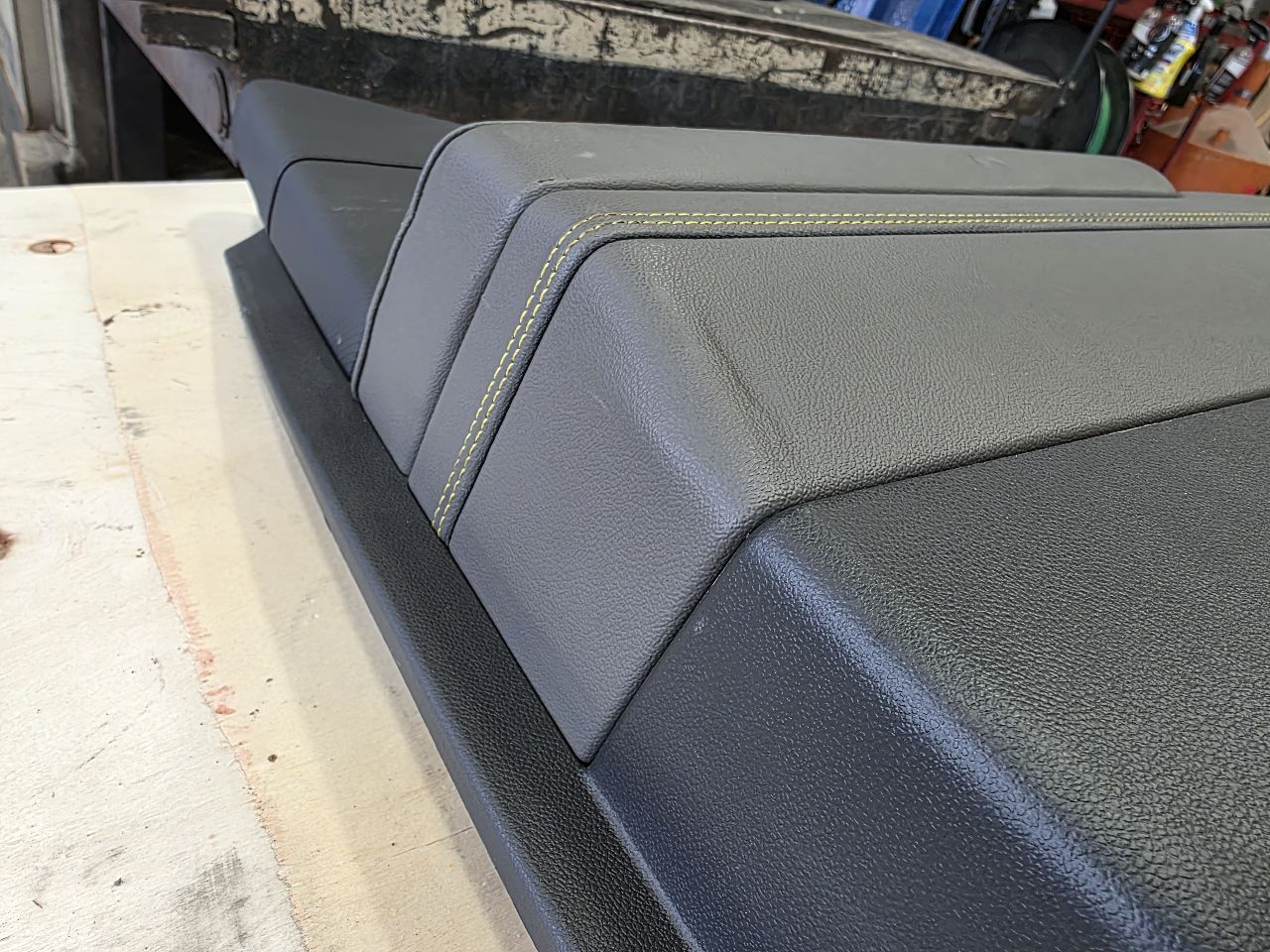 2024 SILVRDO15 ZR2 LH REAR CREW CAB DOOR PANEL TRIM 31806 - image 6