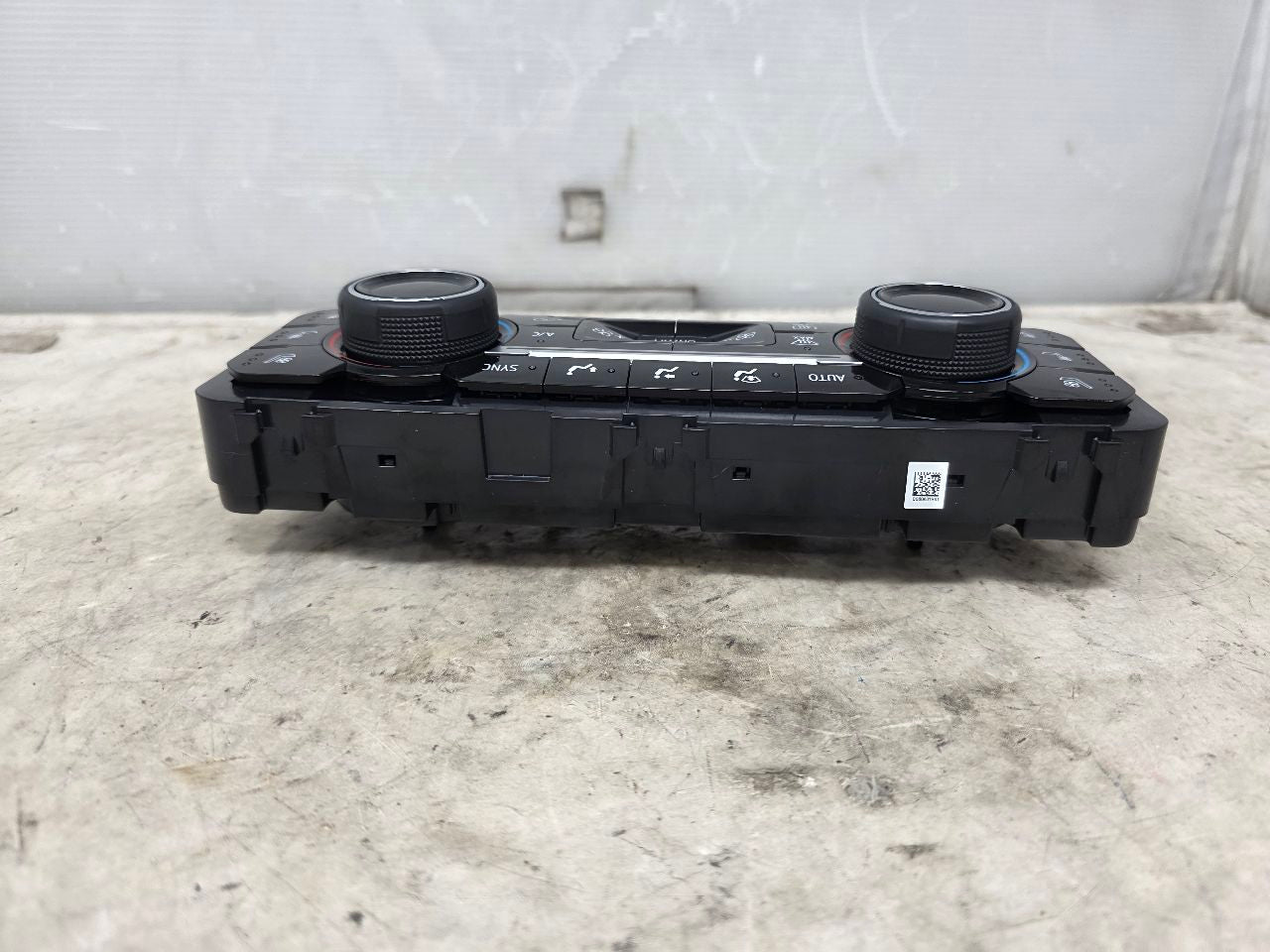 2024 SILVRDO15 CLIMATE HEAT AC CONTROLS 86544501 31819 - image 5