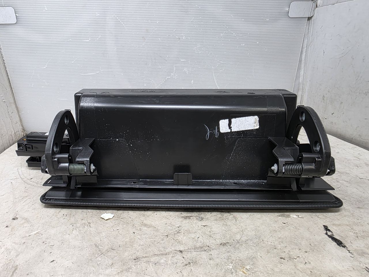 2024 SILVRDO15 ZR2 UPPER GLOVE BOX W/YELLOW STITCH 31821 - image 6