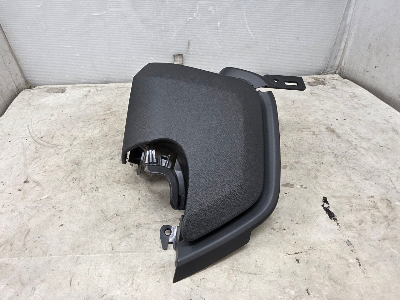 2024 SILVRDO15 RH DASH TRIM & HEATER VENT 87827214 31822 - image 3
