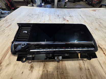 2024 SILVRDO15 13.4" RADIO TOUCHSCREEN & CONTROLS 31832 - image 2