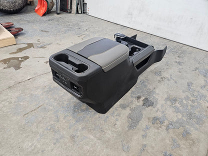 2024 SILVRDO15 ZR2 CENTER CONSOLE BLACK & GREY 31846 - image 4
