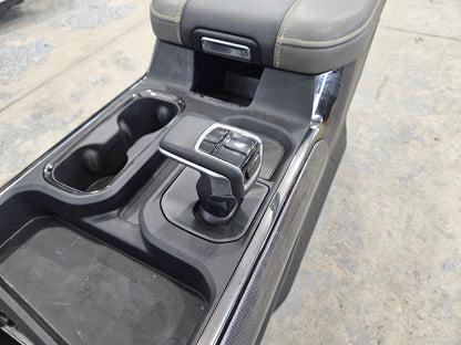 2024 SILVRDO15 ZR2 CENTER CONSOLE BLACK & GREY 31846 - image 10