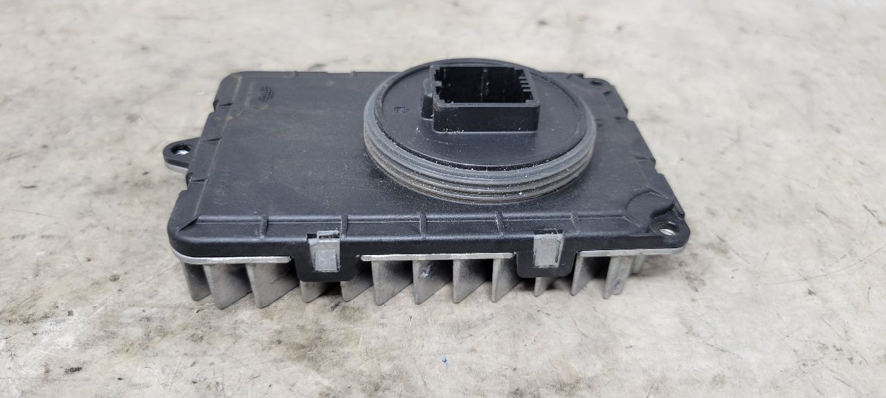 2024 SILVRDO15 HEADLIGHT BALLAST MODULE 13558881 31863 - image 1