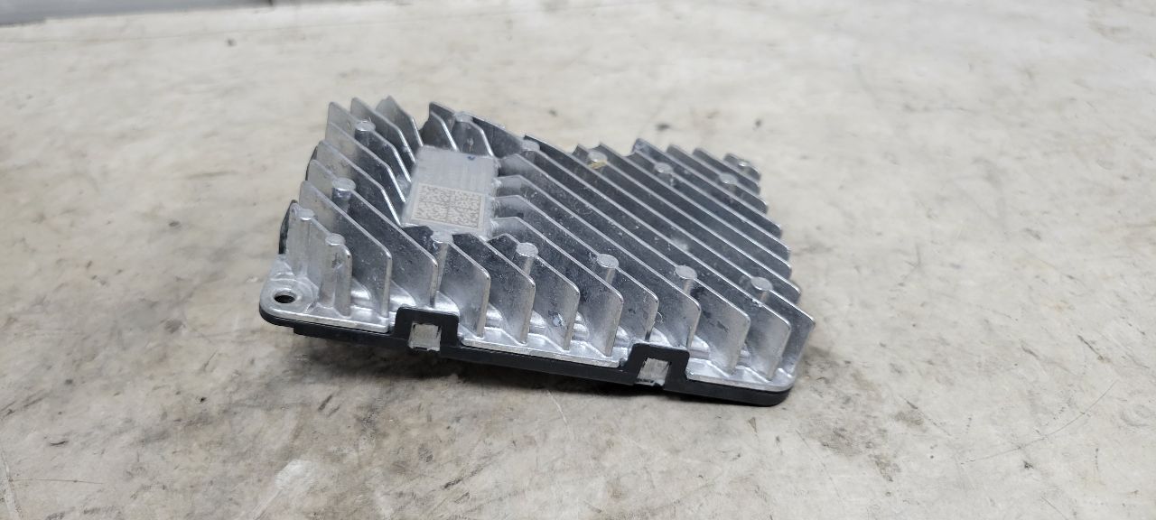 2024 SILVRDO15 HEADLIGHT BALLAST MODULE 13558881 31863 - image 8