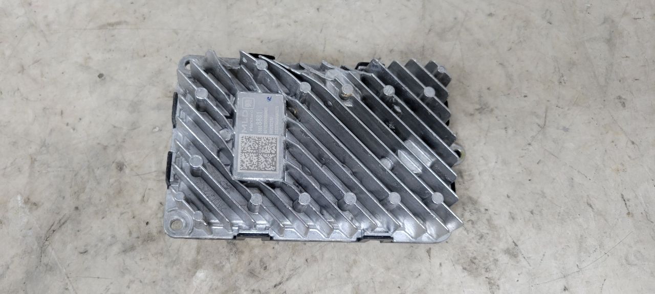 2024 SILVRDO15 HEADLIGHT BALLAST MODULE 13558881 31863 - image 9