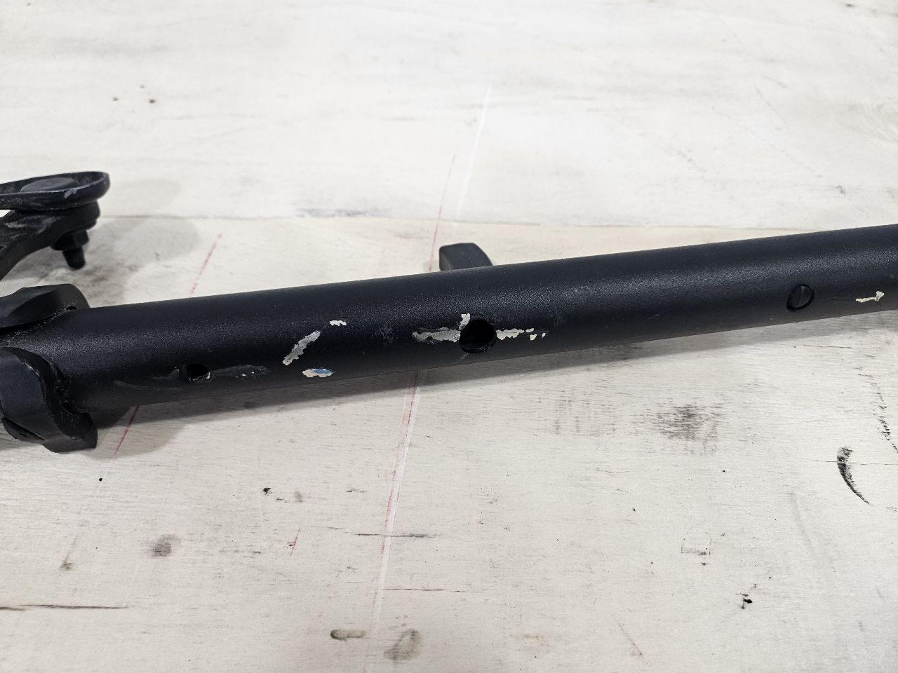 2024 SILVRDO15 AUXILIARY TAILGATE STEP ASSIST HANDL 31864 - image 9