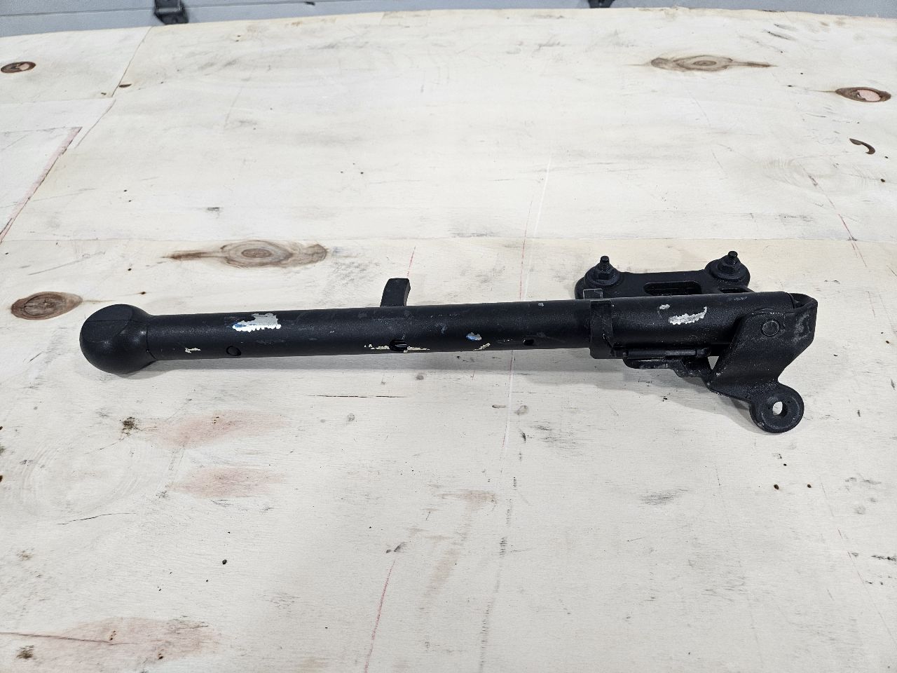 2024 SILVRDO15 AUXILIARY TAILGATE STEP ASSIST HANDL 31864 - image 11