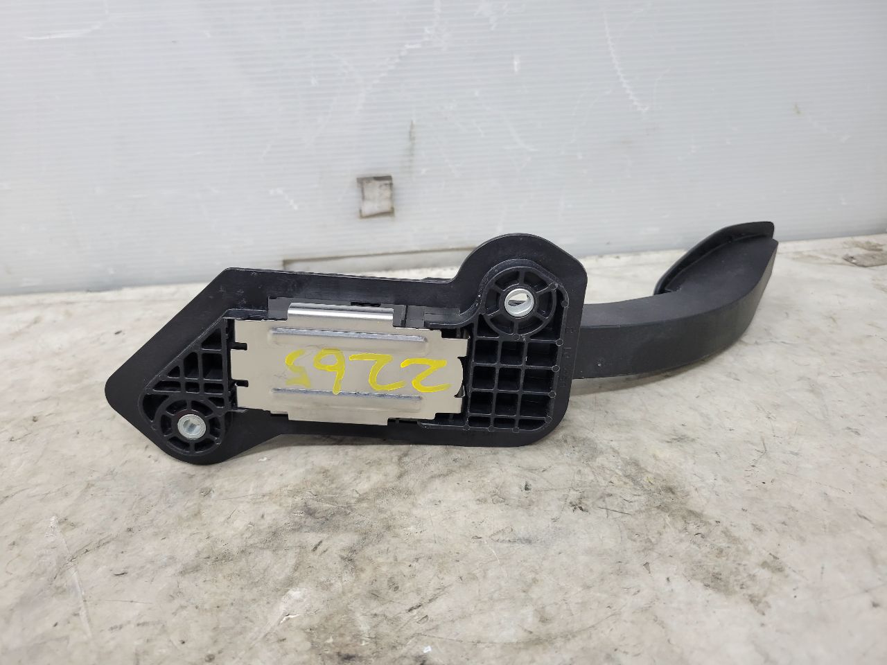 2024 SILVRDO15 GAS PEDAL THROTTLE POSITION 84024307 31896 - image 6