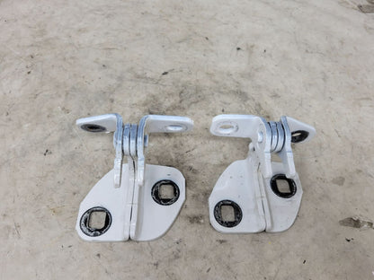 2023 SIERDEN15 RH REAR DOOR HINGES UPPER & LOWER 31911 - image 5