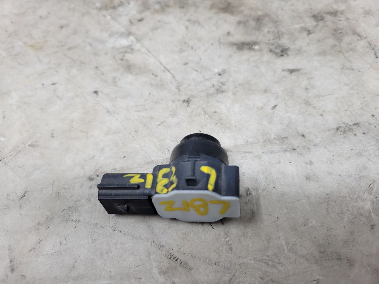 2018 CAMARO OEM GM BOSCH PARK SENSOR 52019544 31915 - image 7