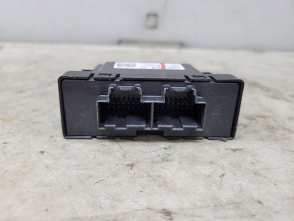 2018 CAMARO NETWORK GATEWAY MODULE 13521136 31917 - image 2