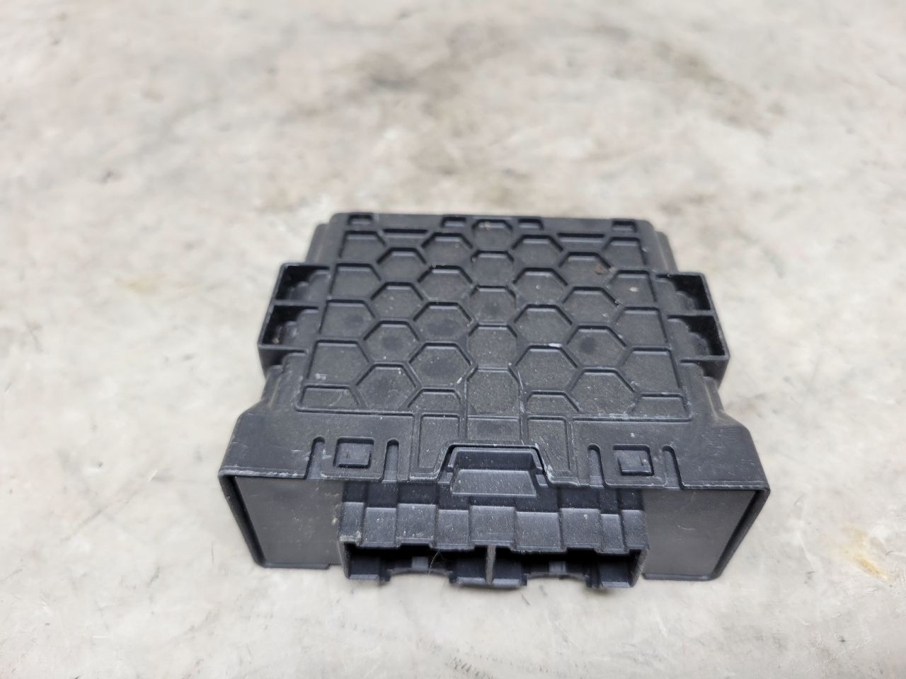 2018 CAMARO NETWORK GATEWAY MODULE 13521136 31917 - image 6