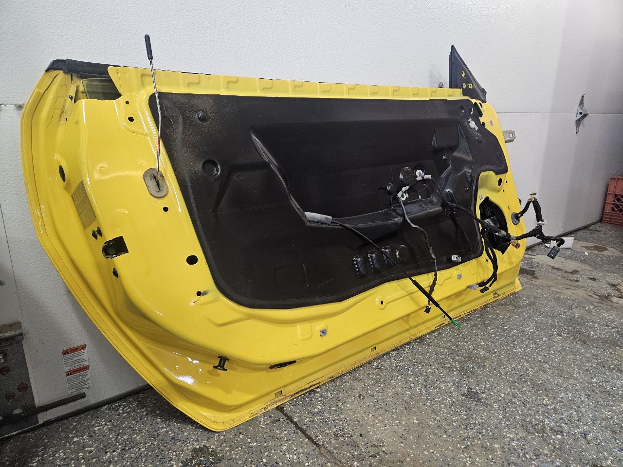 2010 CAMARO LH DOOR YELLOW FRONT CORNR 6D1 6S1.5 31922 - image 10