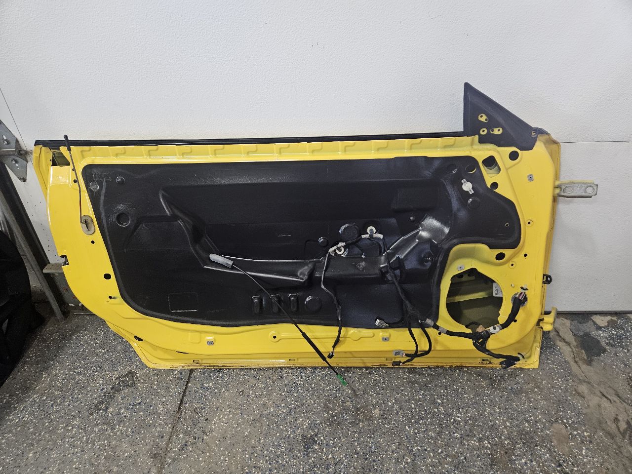 2010 CAMARO LH DOOR YELLOW FRONT CORNR 6D1 6S1.5 31922 - image 11