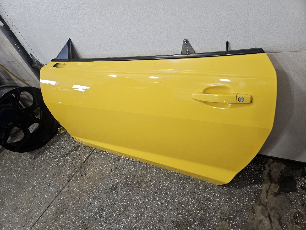 2010 CAMARO LH DOOR YELLOW FRONT CORNR 6D1 6S1.5 31922 - image 5