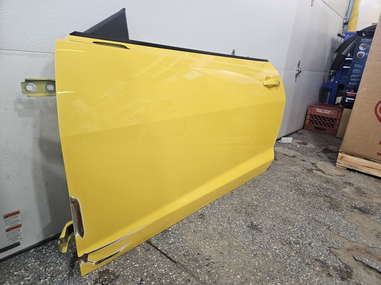 2010 CAMARO LH DOOR YELLOW FRONT CORNR 6D1 6S1.5 31922 - image 3