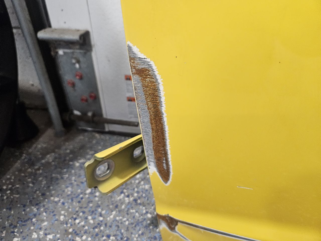 2010 CAMARO LH DOOR YELLOW FRONT CORNR 6D1 6S1.5 31922 - image 18