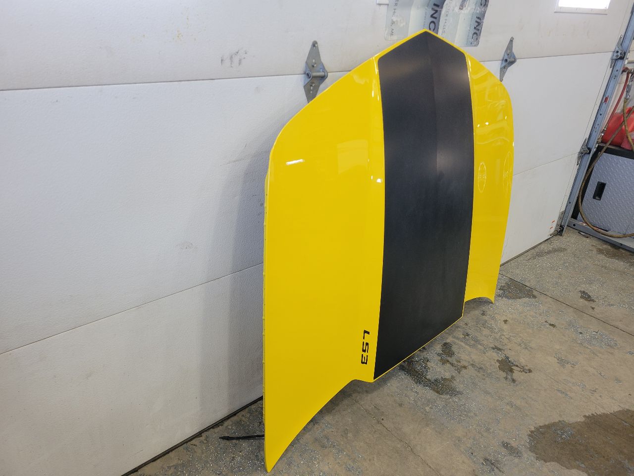 2010 CAMARO HOOD YELLOW 000 COUPLE STONE CHIP 31927 - image 3
