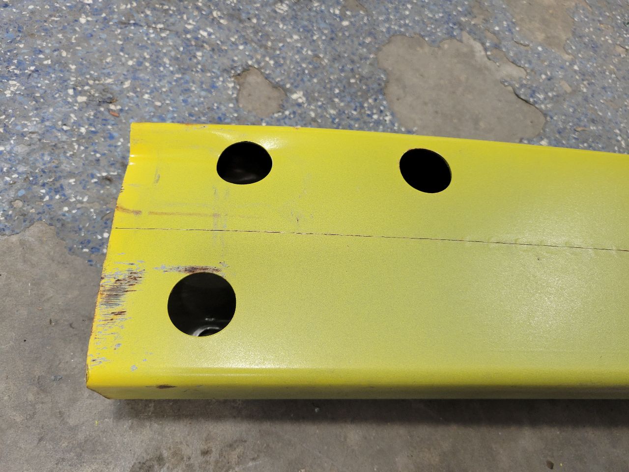 2010 CAMARO FRONT BUMPER REBAR REINFORCEMENT 31944 - image 3