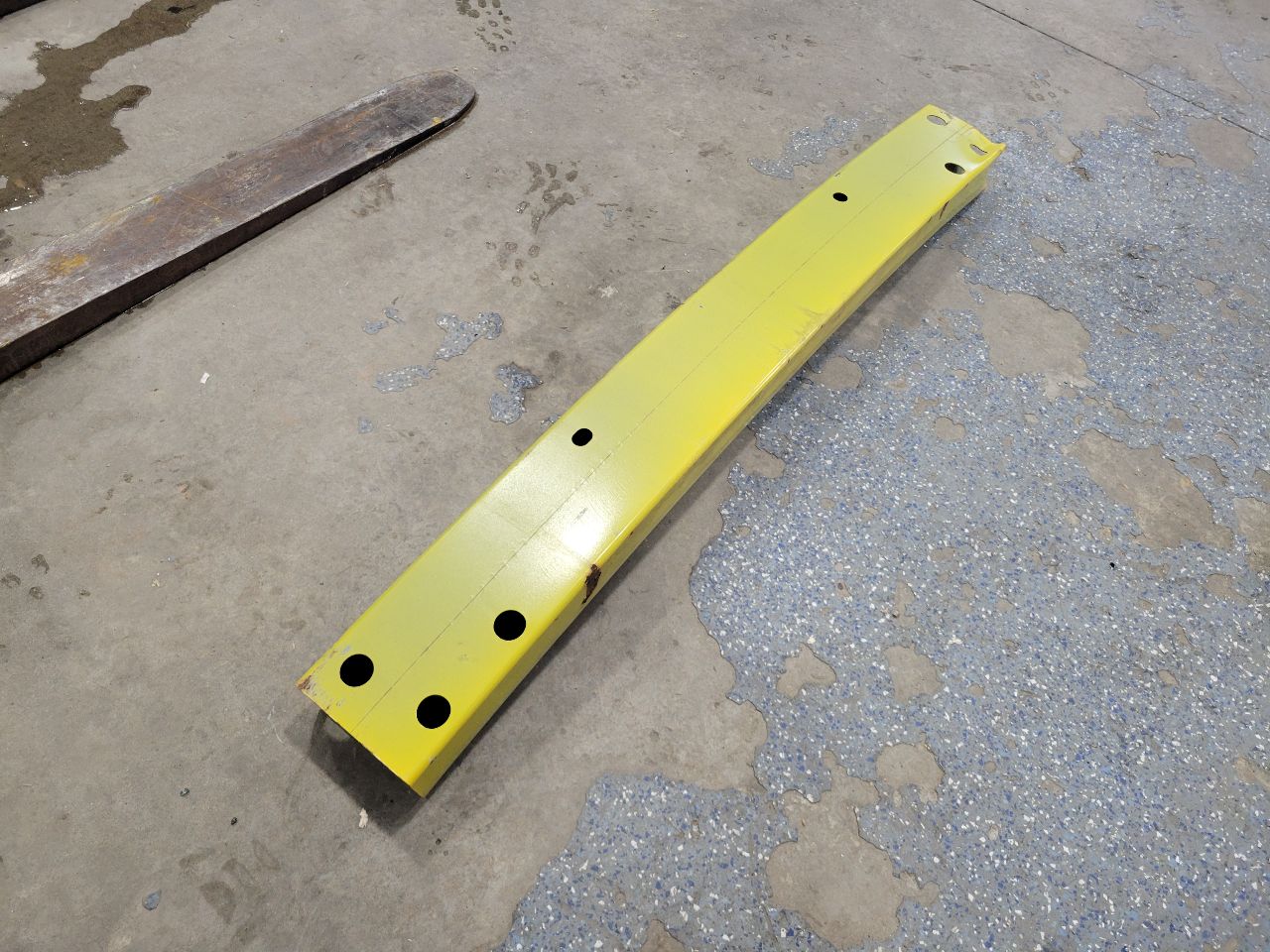 2010 CAMARO FRONT BUMPER REBAR REINFORCEMENT 31944 - image 7
