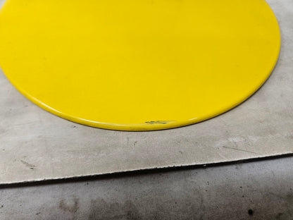 2010 CAMARO GAS TANK FUEL FILLER DOOR YELLOW 31988 - image 2