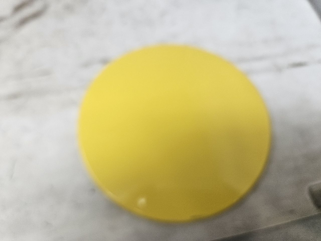 2010 CAMARO GAS TANK FUEL FILLER DOOR YELLOW 31988 - image 3