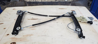 2010 CAMARO PASSENGER WINDOW REGULATOR & MOTOR 32017 - image 4