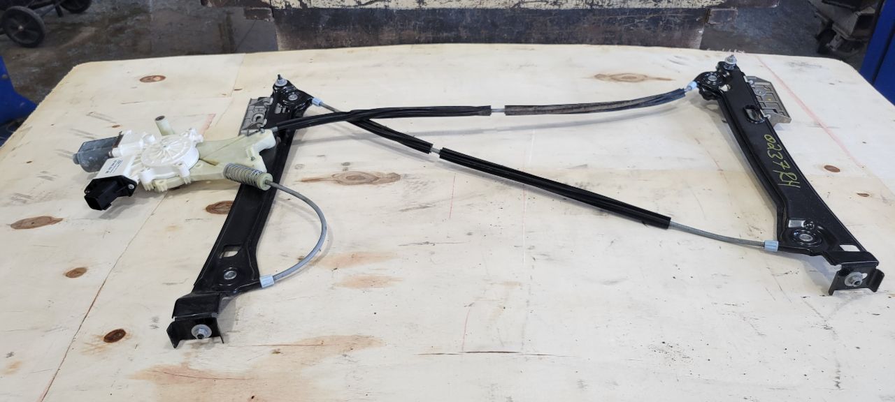 2010 CAMARO PASSENGER WINDOW REGULATOR & MOTOR 32017 - image 8