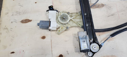 2010 CAMARO PASSENGER WINDOW REGULATOR & MOTOR 32017 - image 11
