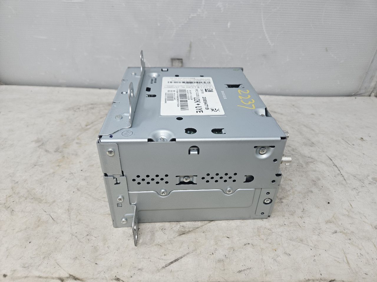 2010 CAMARO RADIO RECEIVER MODULE 20854719 32021 - image 1