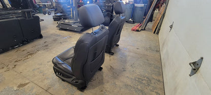 2020 ESCALAESV FRONT SEATS BLACK W/LANE KEEP ASSIST 32052 - image 4