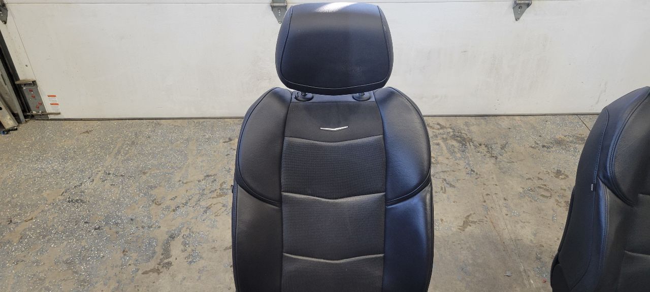 2020 ESCALAESV FRONT SEATS BLACK W/LANE KEEP ASSIST 32052 - image 9