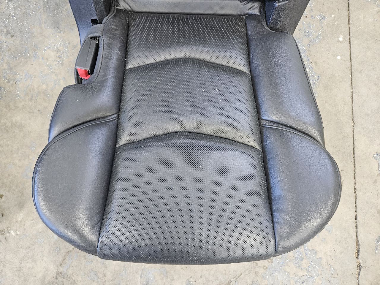 2020 ESCALAESV 2ND ROW CAPTAINS SEATS BLACK PAIR 32053 - image 7