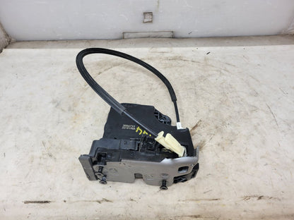 2020 ESCALAESV FRONT RH DOOR LATCH 13528335 32080 - image 8